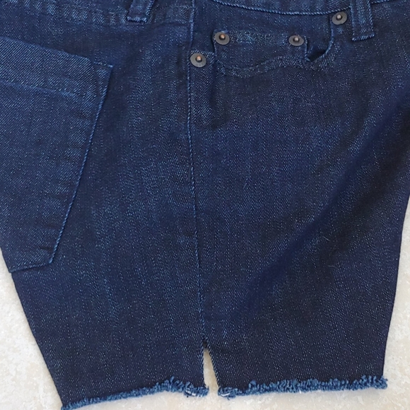 ☀SALE 4 for$20☀ J Crew Dark Denim Shorts - Picture 3 of 4